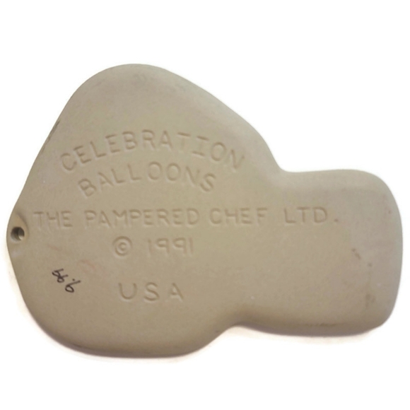 Pampered chef vintage 1991 clay cookie mold celebration balloon birthday - Picture 4 of 4